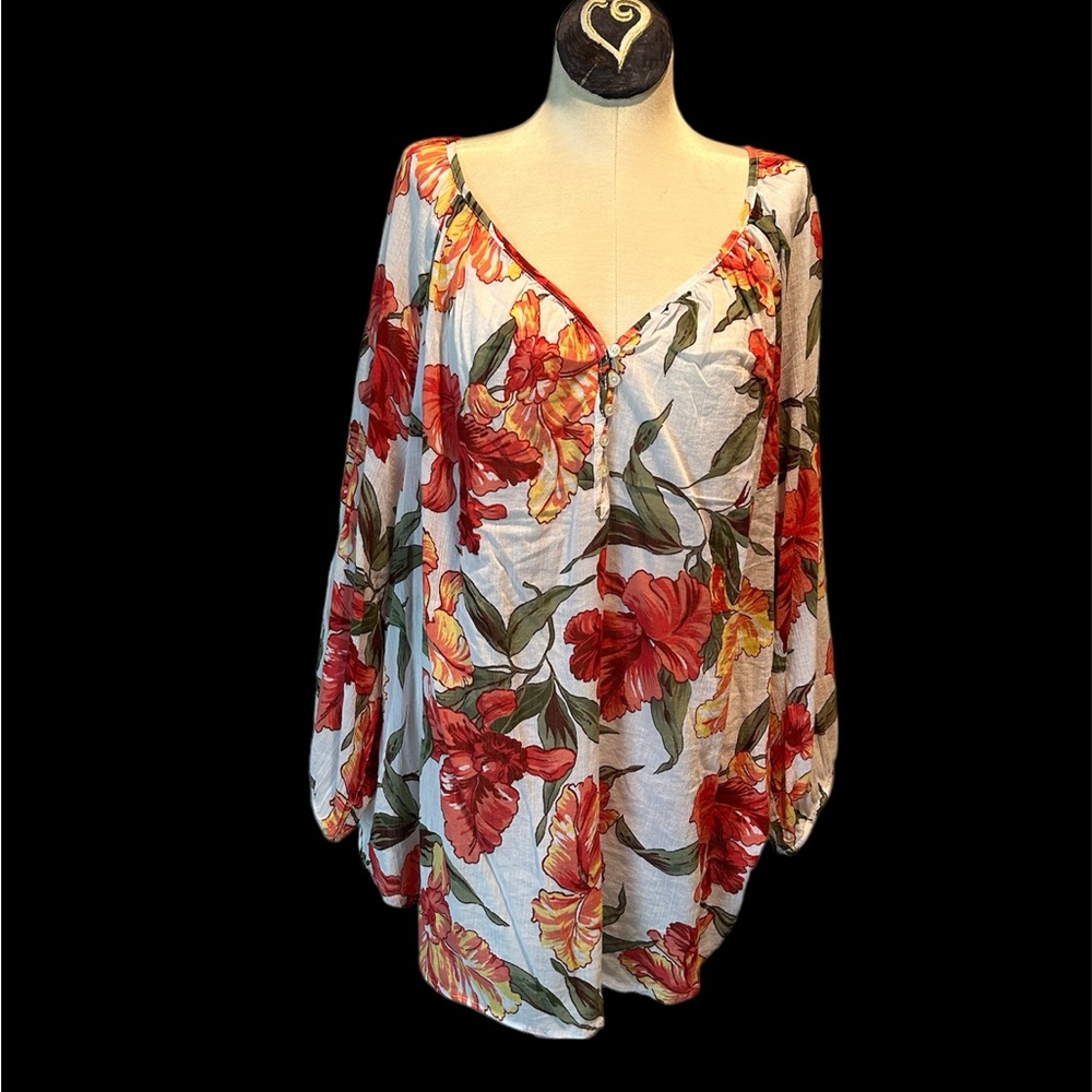Cute floral sweet heart neck line button front cotton peasants top